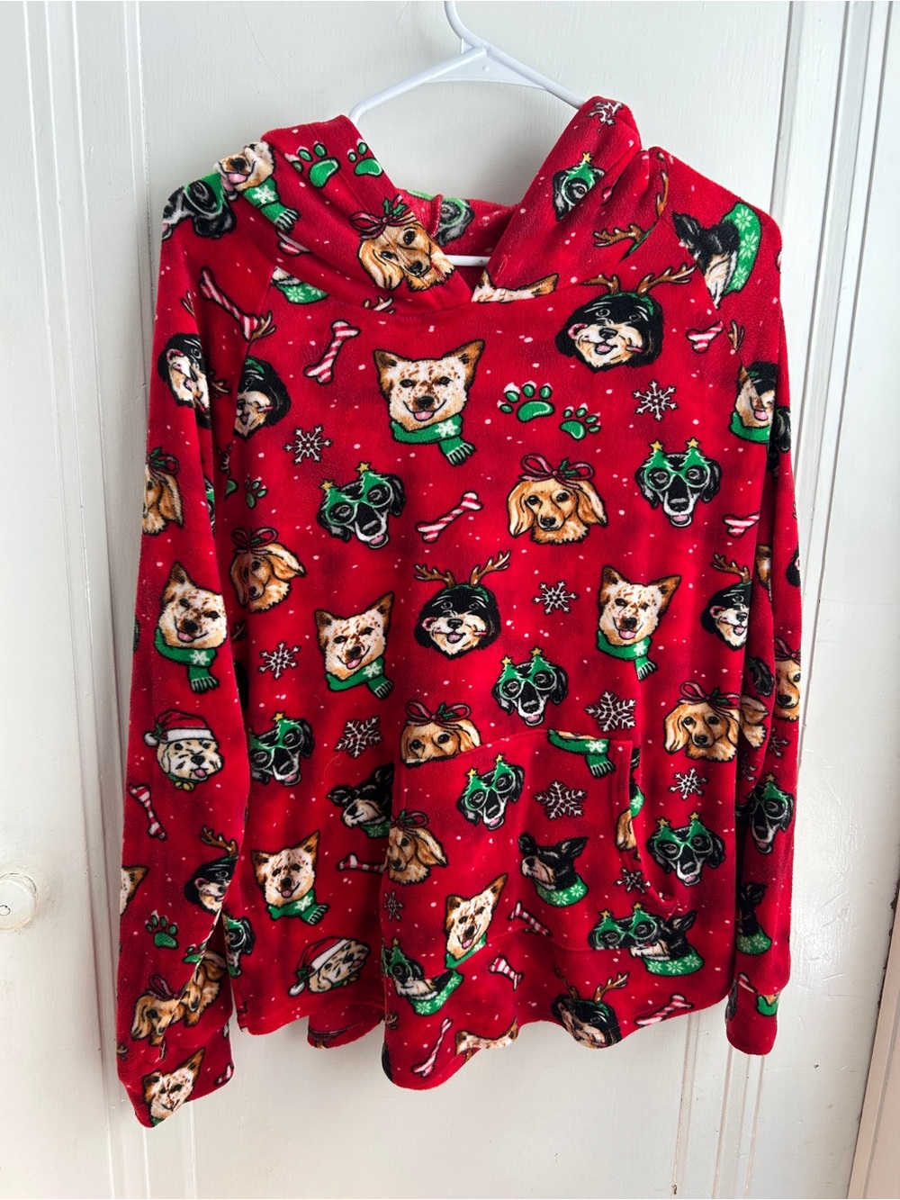 No Boundaries Red Holiday Dog Print Hooded Pajama Top with Green Accents